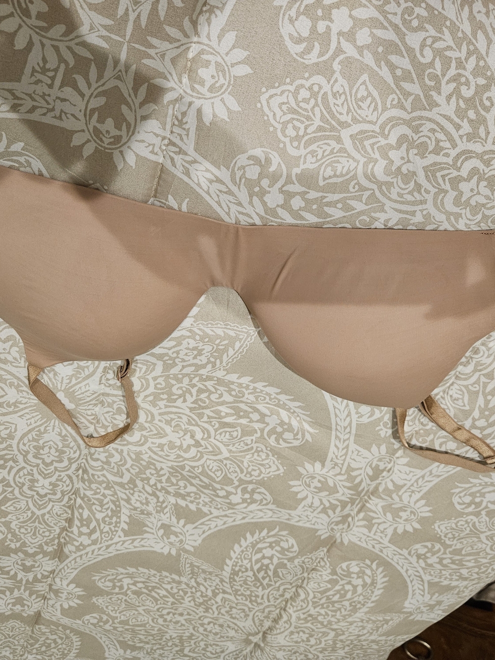 Victoria's Secret Smooth Light Beige T-Shirt Bra